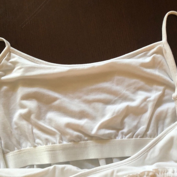 Hanes Ruffle Cami NWOT - Picture 3 of 4